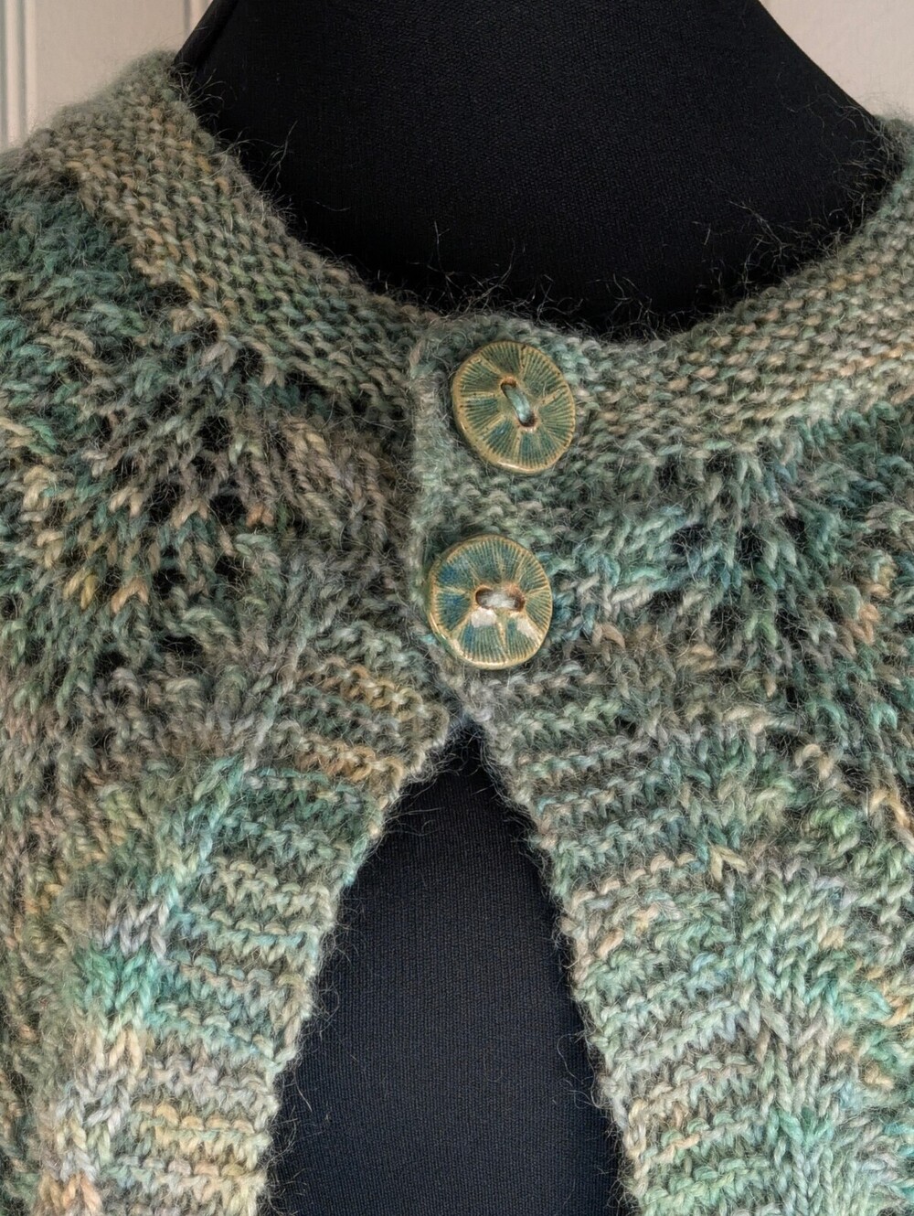 Hand Crafted OOAK Green and Beige Wool Blend Cape Cardigan with Buttons - Picture 4 of 7